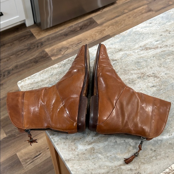 Joan & David Leather slip on tassel zip up back Boots Made in Italy size 8 - Picture 6 of 16